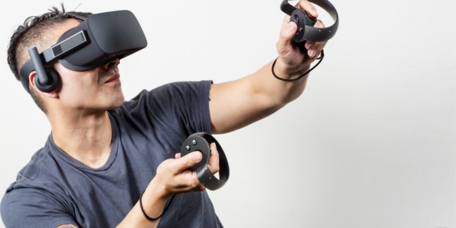 Consumer Rift Supports Both Seated and Standing Experiences