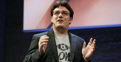 Luckey Discusses Plans to Make VR More Affordable in Future