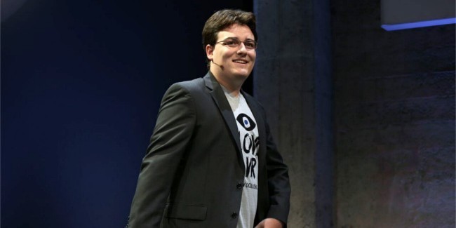 Oculus Founder Palmer Luckey Wants to Know: Should He Buy HTC's Vive?